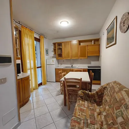 Two-storey Flat With Garden In Διαμέρισμα